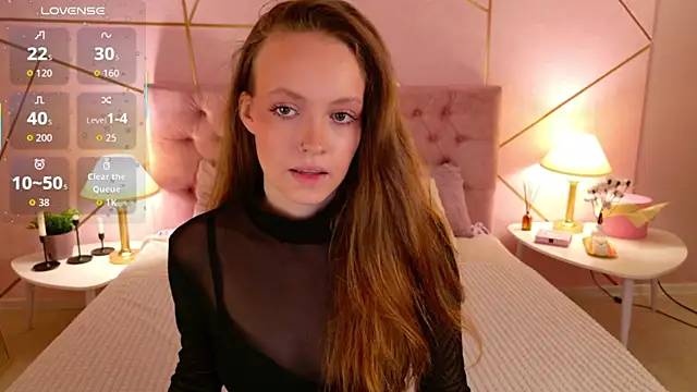 Snapshot of SallyPinkman chatting on September 29, 2025, 9:03 am SallyPinkman online show from September 29, 2025, 9:03 am