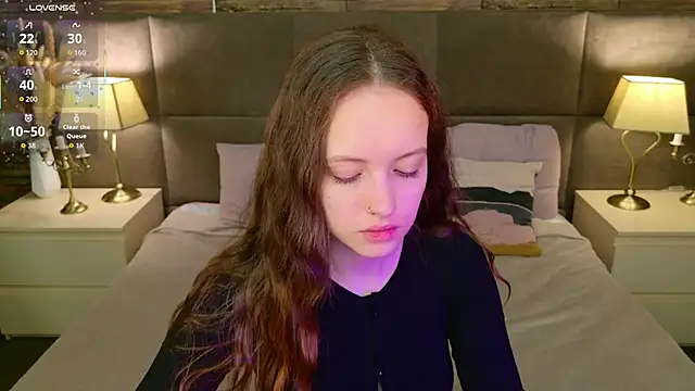 Snapshot of SallyPinkman chatting on October 4, 2025, 9:07 am SallyPinkman online show from October 4, 2025, 9:07 am