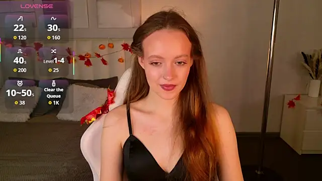 Snapshot of SallyPinkman chatting on November 2, 2025, 8:17 am SallyPinkman online show from November 2, 2025, 8:17 am