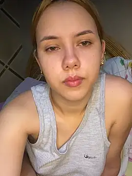 coupleyys online show from May 27, 2026, 12:51 am