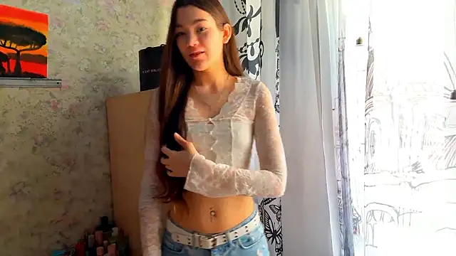 Cuteviola online show from March 27, 2026, 1:11 am