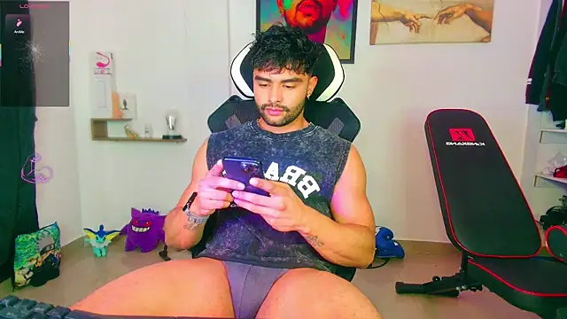 Snapshot of JordanRossie chatting on January 13, 2026, 9:53 pm JordanRossie online show from January 13, 2026, 9:53 pm