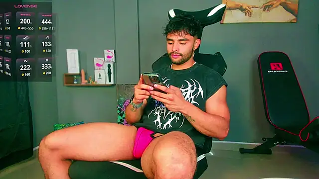 Snapshot of JordanRossie chatting on February 25, 2026, 9:57 pm JordanRossie online show from February 25, 2026, 9:57 pm