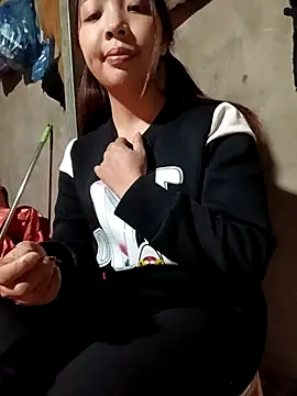 -Miu-98 online show from December 19, 2025, 12:01 pm