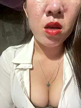 Luna-ass online show from November 11, 2025, 12:16 pm