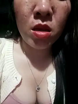 Luna-ass online show from November 22, 2025, 12:37 pm