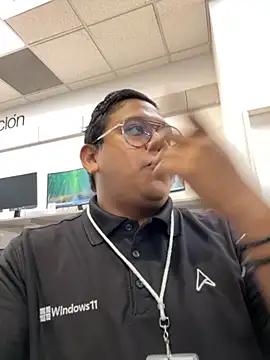 Snapshot of dannybs05 chatting on September 18, 2025, 9:39 pm dannybs05 online show from September 18, 2025, 9:39 pm