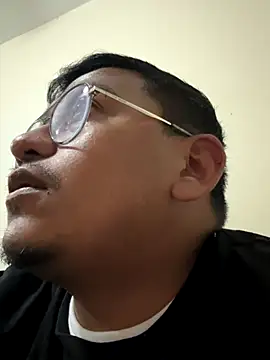 Snapshot of dannybs05 chatting on October 16, 2025, 5:19 am dannybs05 online show from October 16, 2025, 5:19 am