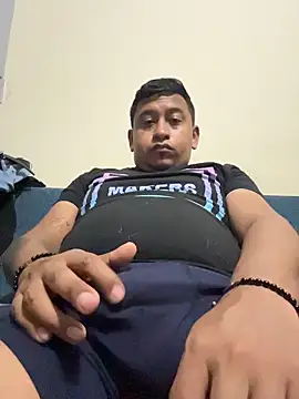 Snapshot of dannybs05 chatting on November 16, 2025, 7:25 am dannybs05 online show from November 16, 2025, 7:25 am