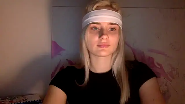 Snapshot of Rosvann chatting on September 23, 2025, 4:10 pm Rosvann online show from September 23, 2025, 4:10 pm