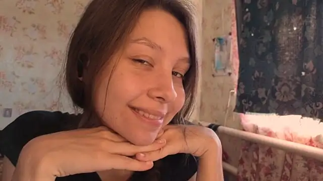 Snapshot of QutieDaSweet chatting on October 13, 2025, 6:13 am QutieDaSweet online show from October 13, 2025, 6:13 am