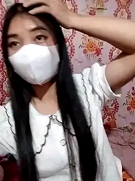 Snapshot of Damhan12 chatting on November 14, 2025, 1:32 pm Damhan12 online show from November 14, 2025, 1:32 pm