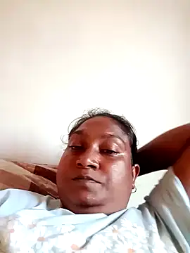 Indianqueen786 online show from September 15, 2025, 10:37 am