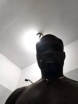 Kwasi-a online show from October 23, 2025, 4:06 pm