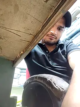 lil saintdeath online show from October 31, 2025, 6:58 am