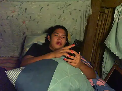 Huntrix2025 online show from October 14, 2025, 11:44 am