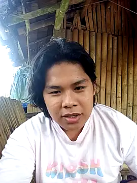 Huntrix2025 online show from November 23, 2025, 3:39 am