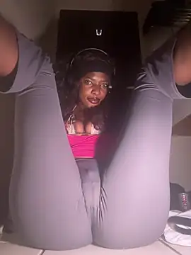 Snapshot of Oceanababe21 chatting on June 27, 2026, 1:32 am Oceanababe21 online show from June 27, 2026, 1:32 am