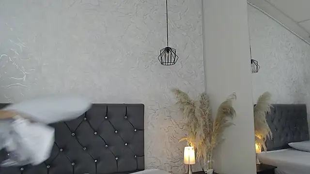 Sabriinaa Foxx online show from March 9, 2026, 11:47 am