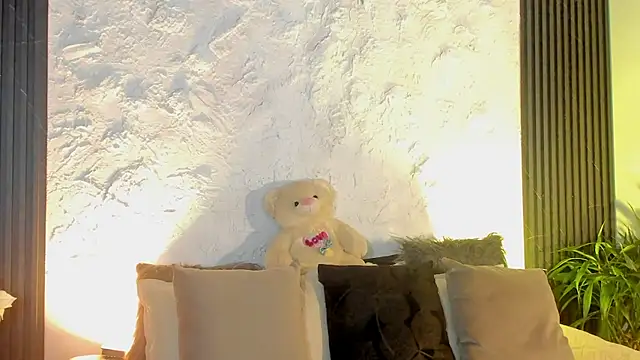 joselin rouse online show from December 17, 2025, 12:00 pm