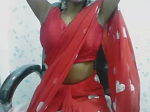 Snapshot of short_girl_ chatting on March 29, 2026, 4:18 pm short girl online show from March 29, 2026, 4:18 pm