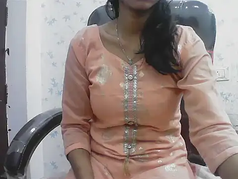 Snapshot of short_girl_ chatting on March 30, 2026, 4:30 pm short girl online show from March 30, 2026, 4:30 pm