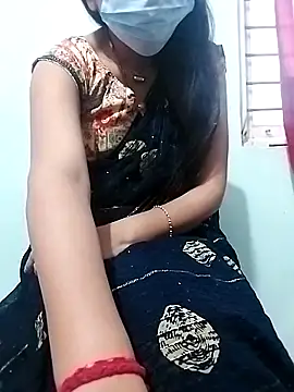 Snapshot of zaara__your chatting on September 18, 2025, 9:44 am zaara your online show from September 18, 2025, 9:44 am