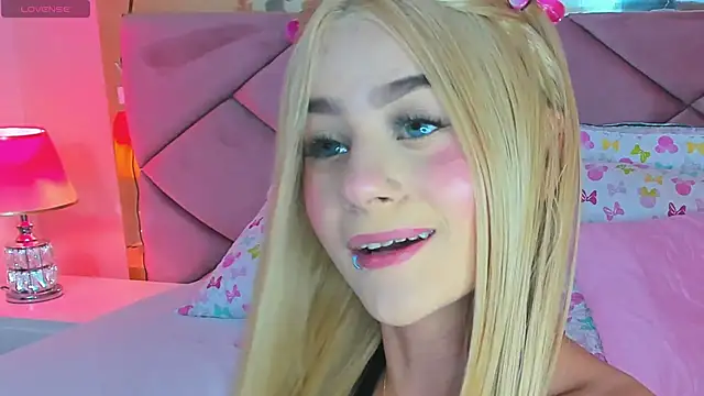 ChloeLaurentt online show from March 31, 2026, 1:40 am