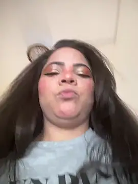 ROUSE SINCLAIR online show from October 21, 2025, 7:14 pm