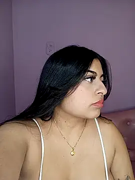 Snapshot of TifanieJones chatting on September 29, 2025, 9:08 pm TifanieJones online show from September 29, 2025, 9:08 pm