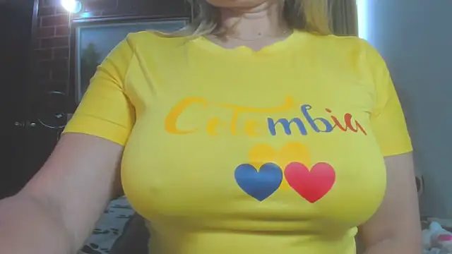 Snapshot of LatinaMature_ chatting on May 11, 2026, 4:04 pm LatinaMature online show from May 11, 2026, 4:04 pm