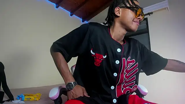 Snapshot of jordan_mm420 chatting on October 13, 2025, 8:25 am jordan mm420 online show from October 13, 2025, 8:25 am