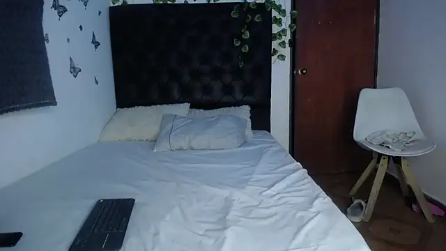 isabel 09 online show from March 7, 2026, 3:47 am