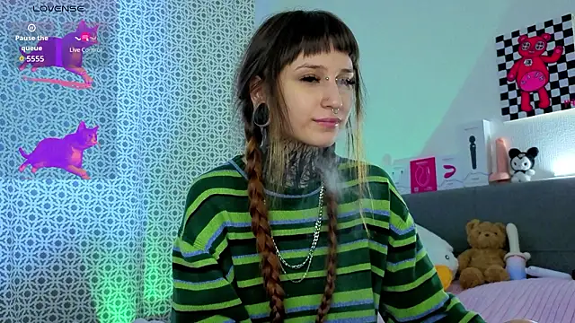 Snapshot of LilithPoison chatting on February 20, 2026, 6:26 am LilithPoison online show from February 20, 2026, 6:26 am