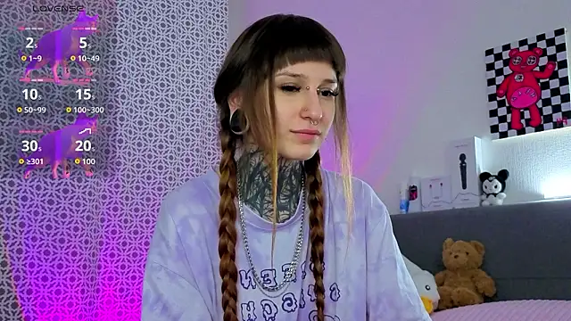 Snapshot of LilithPoison chatting on February 22, 2026, 6:50 pm LilithPoison online show from February 22, 2026, 6:50 pm