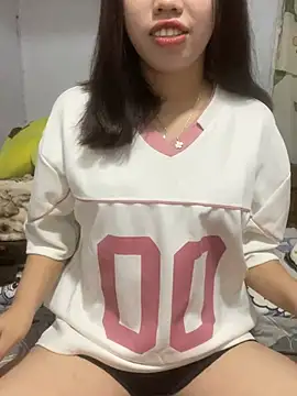 Snapshot of Rose-babyx chatting on February 11, 2026, 1:16 pm Rose-babyx online show from February 11, 2026, 1:16 pm