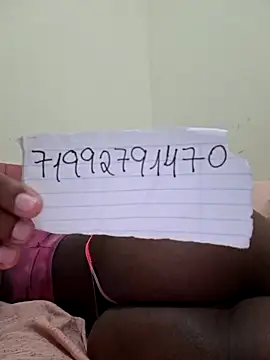 Snapshot of negaa25 chatting on October 13, 2025, 11:21 am negaa25 online show from October 13, 2025, 11:21 am