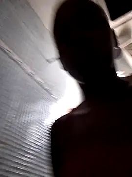 Snapshot of negaa25 chatting on December 19, 2025, 11:28 am negaa25 online show from December 19, 2025, 11:28 am