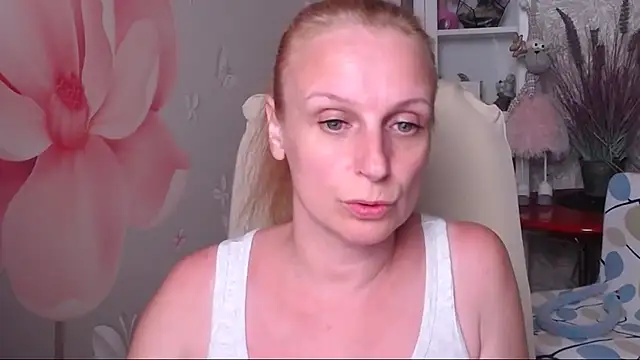 Snapshot of Venus_love1 chatting on June 24, 2026, 5:34 pm Venus love1 online show from June 24, 2026, 5:34 pm