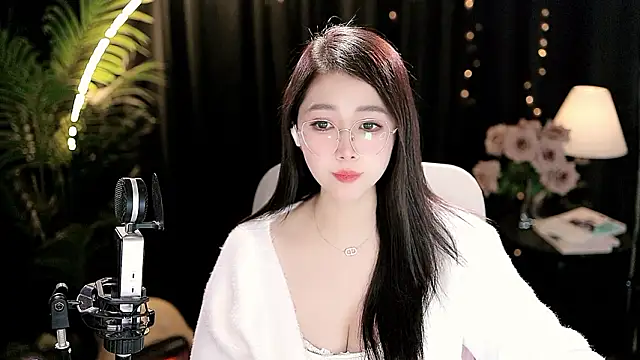 Snapshot of Sweet-Tea chatting on March 10, 2026, 8:52 am Sweet-Tea online show from March 10, 2026, 8:52 am