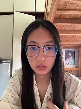 xiaobaimao6 online show from February 26, 2026, 5:28 am