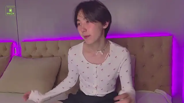 HeejinWang online show from October 15, 2025, 8:20 pm