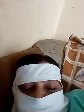 Love-890 online show from November 14, 2025, 7:07 am