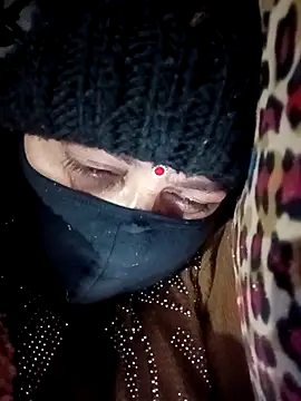 Love-890 online show from December 1, 2025, 3:17 pm