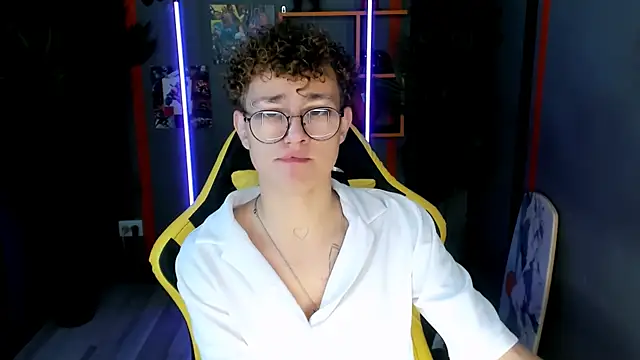 NathanCurl online show from November 14, 2025, 6:56 am