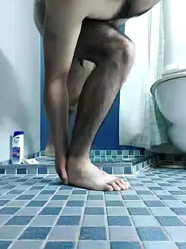 Snapshot of Alecumload chatting on September 28, 2025, 6:02 pm Alecumload online show from September 28, 2025, 6:02 pm