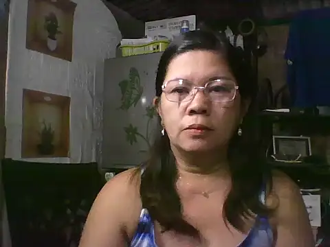 Snapshot of asian_bhebs1 chatting on October 18, 2025, 9:37 pm asian bhebs1 online show from October 18, 2025, 9:37 pm