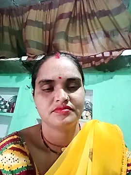 Snapshot of Hot_bhomi629 chatting on September 18, 2025, 5:20 am Hot bhomi629 online show from September 18, 2025, 5:20 am