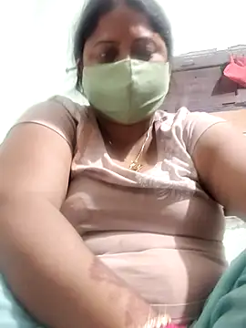 Mmm143 online show from October 13, 2025, 11:38 pm