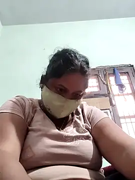 Mmm143 online show from December 14, 2025, 3:12 am